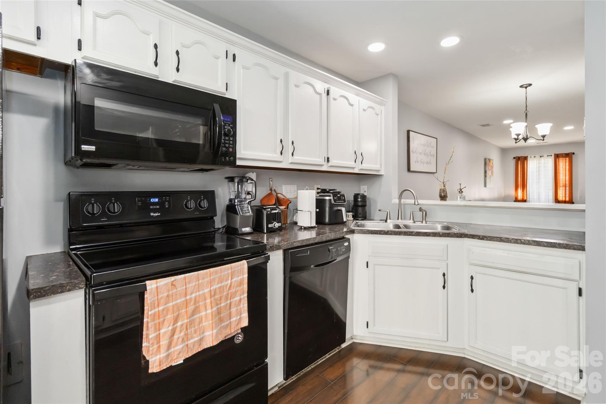 5927 Prescott Court Charlotte NC 28269