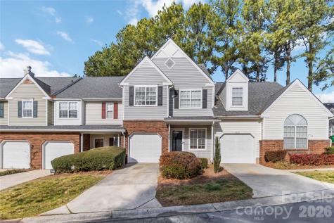 5927 Prescott Court Charlotte NC 28269