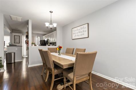 5927 Prescott Court Charlotte NC 28269