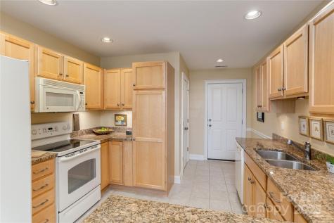 62 Denali Lane Waynesville NC 28786