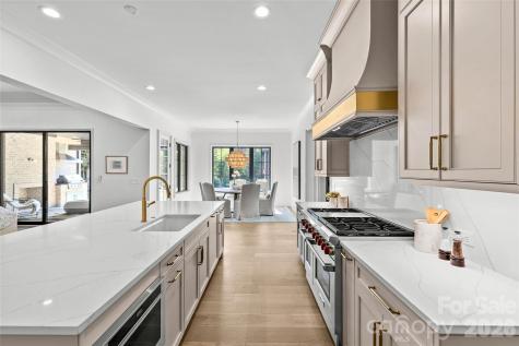 1321 Ferncliff Road Charlotte NC 28211