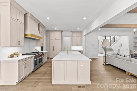 1321 Ferncliff Road Charlotte NC 28211