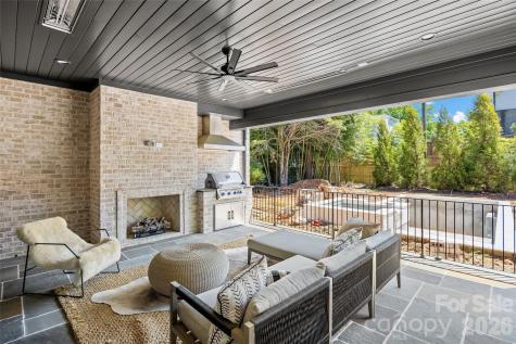 1321 Ferncliff Road Charlotte NC 28211