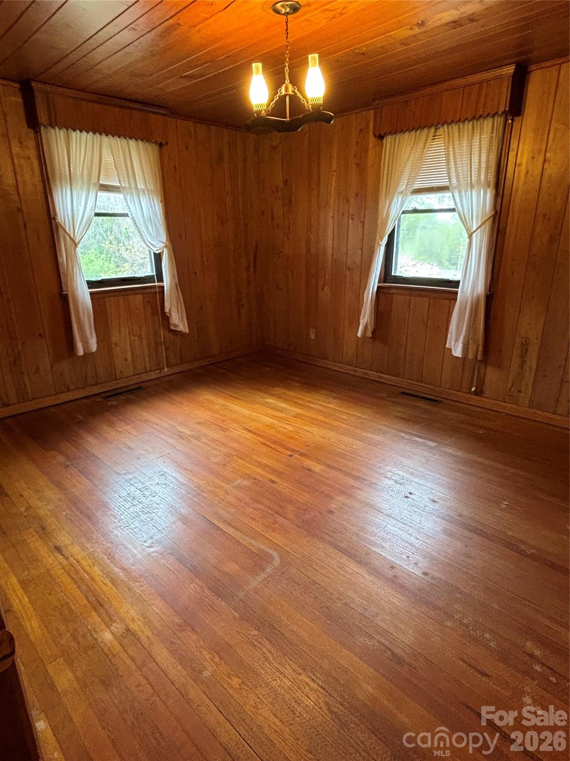 819 N Piedmont Avenue Kings Mountain NC 28086
