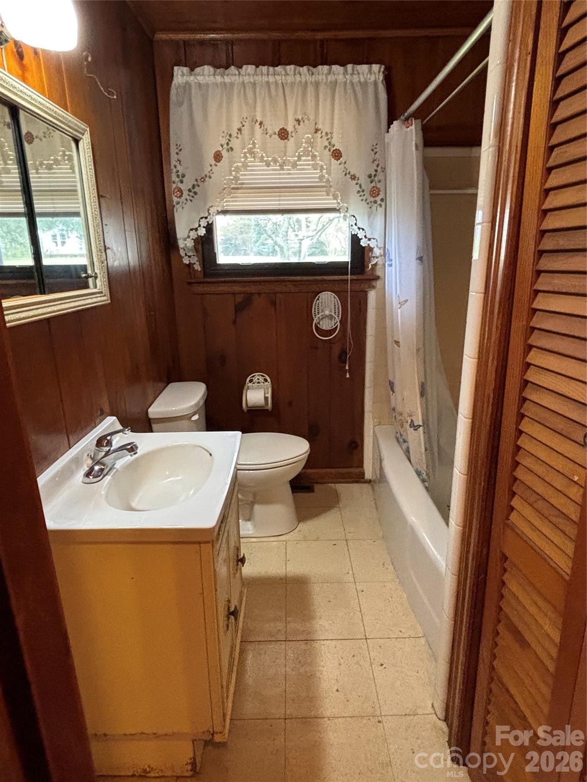 819 N Piedmont Avenue Kings Mountain NC 28086