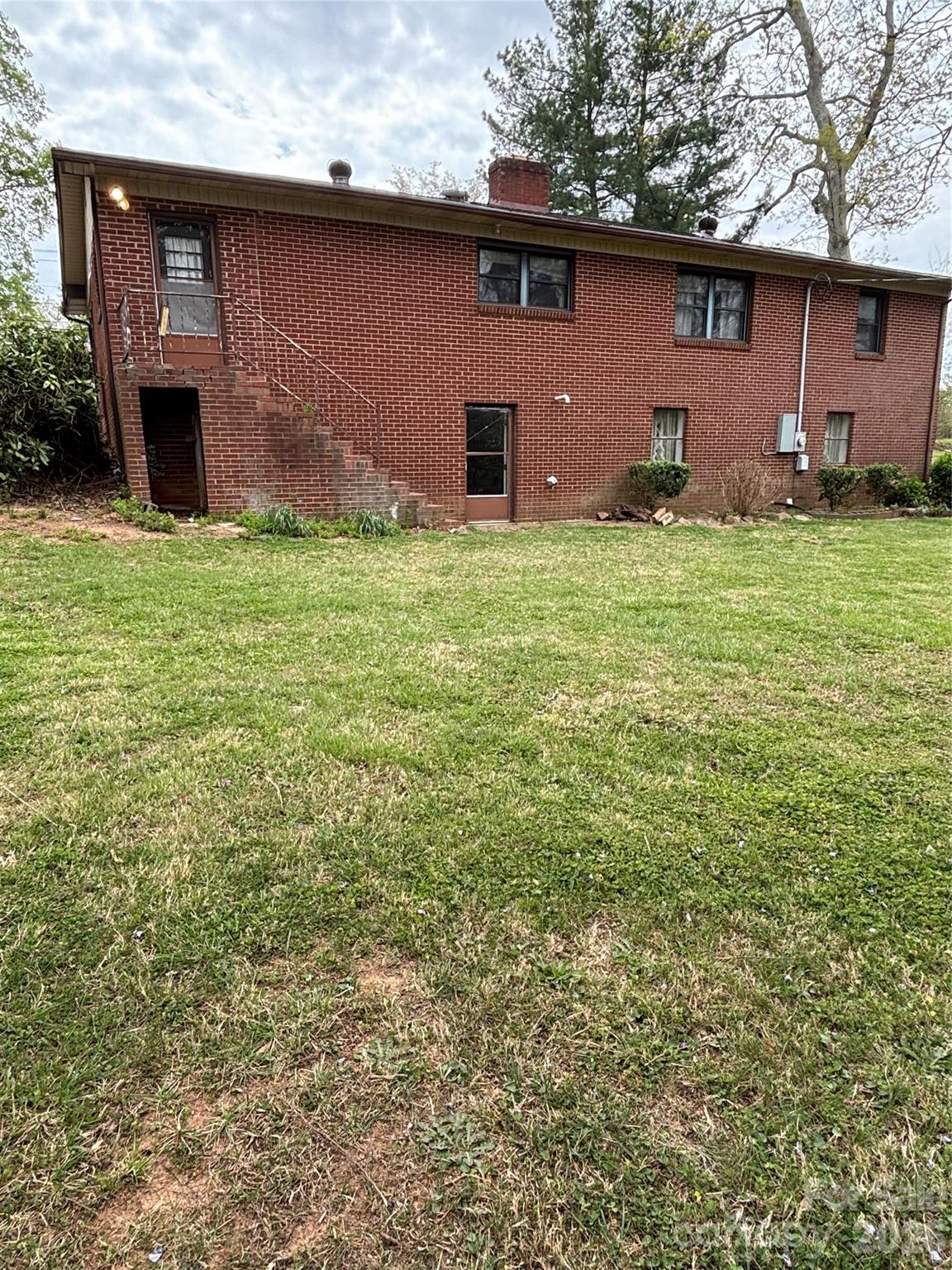 819 N Piedmont Avenue Kings Mountain NC 28086