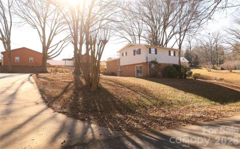1521 19th Street SW Hickory NC 28602