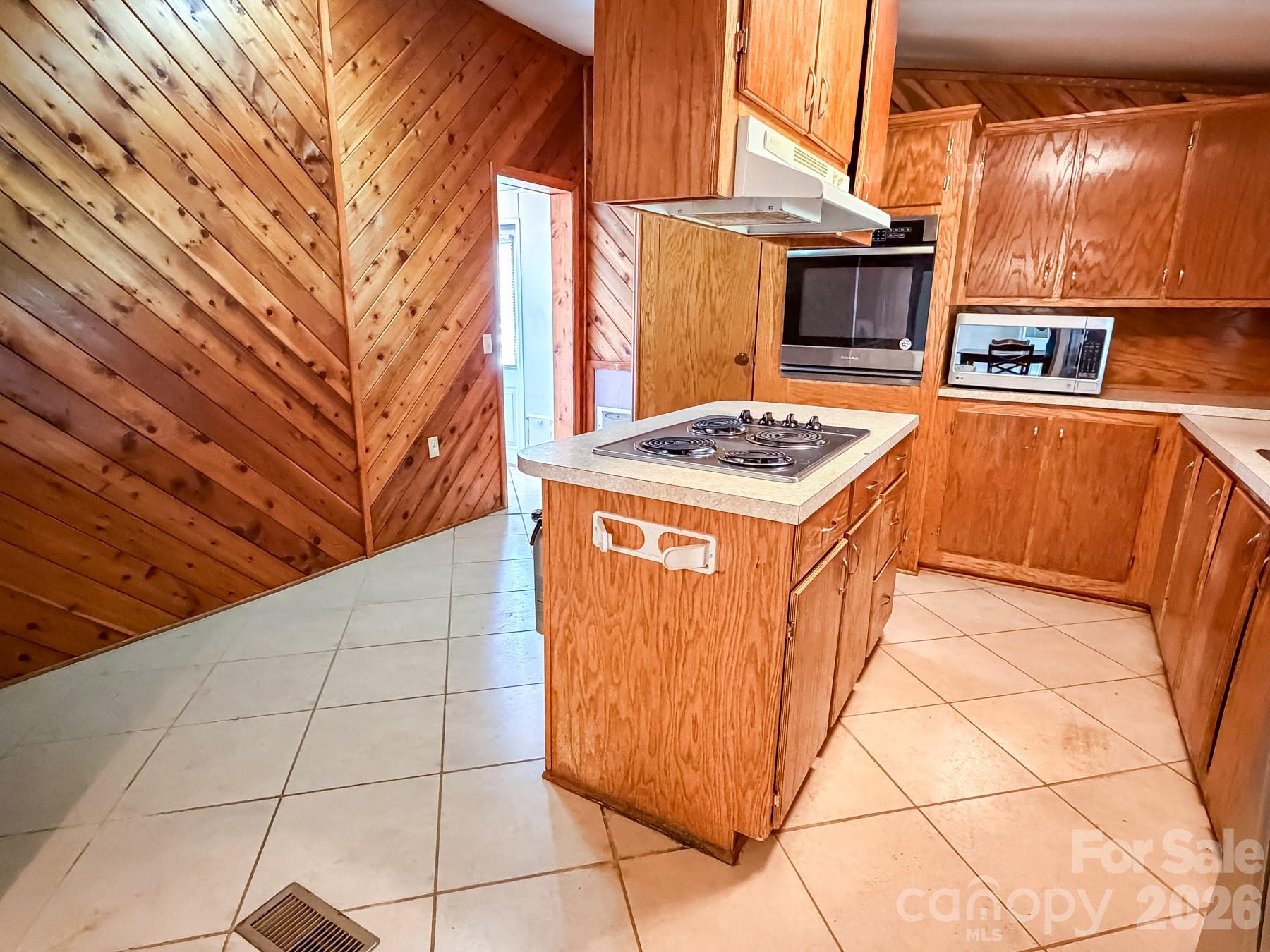 2746 Orangewood Lane Newton NC 28658