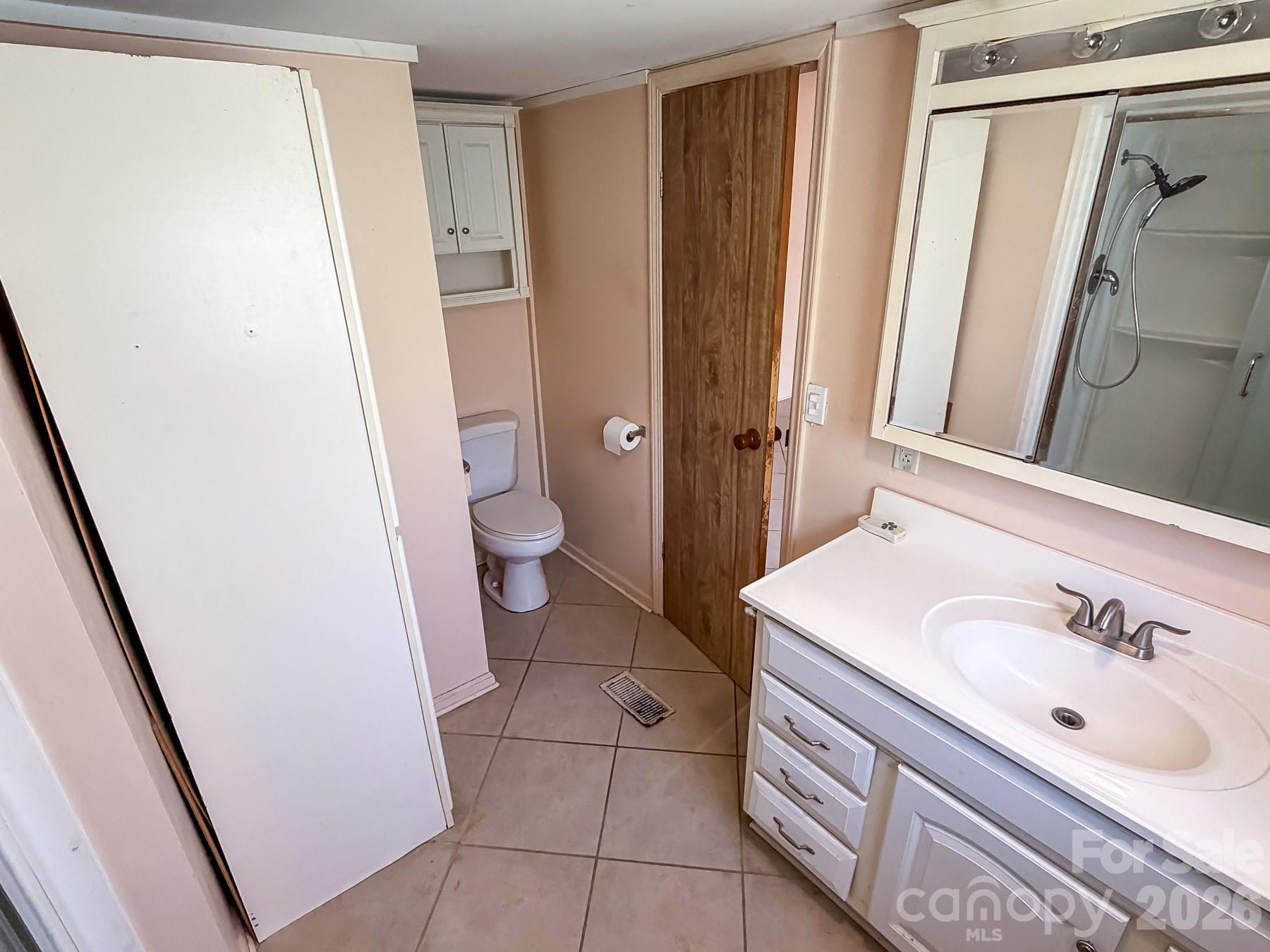 2746 Orangewood Lane Newton NC 28658