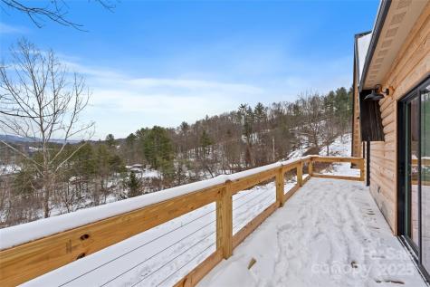 137 Red Maple Lane Burnsville NC 28714