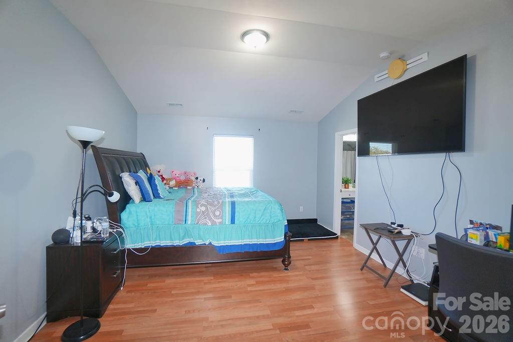 9728 Crooms Court Charlotte NC 28215