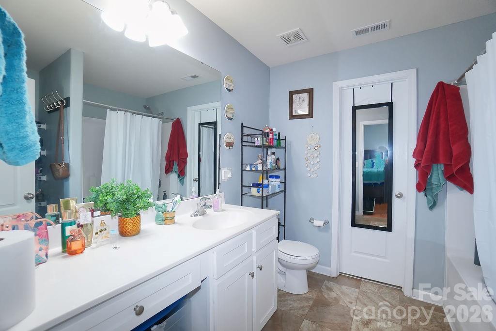 9728 Crooms Court Charlotte NC 28215