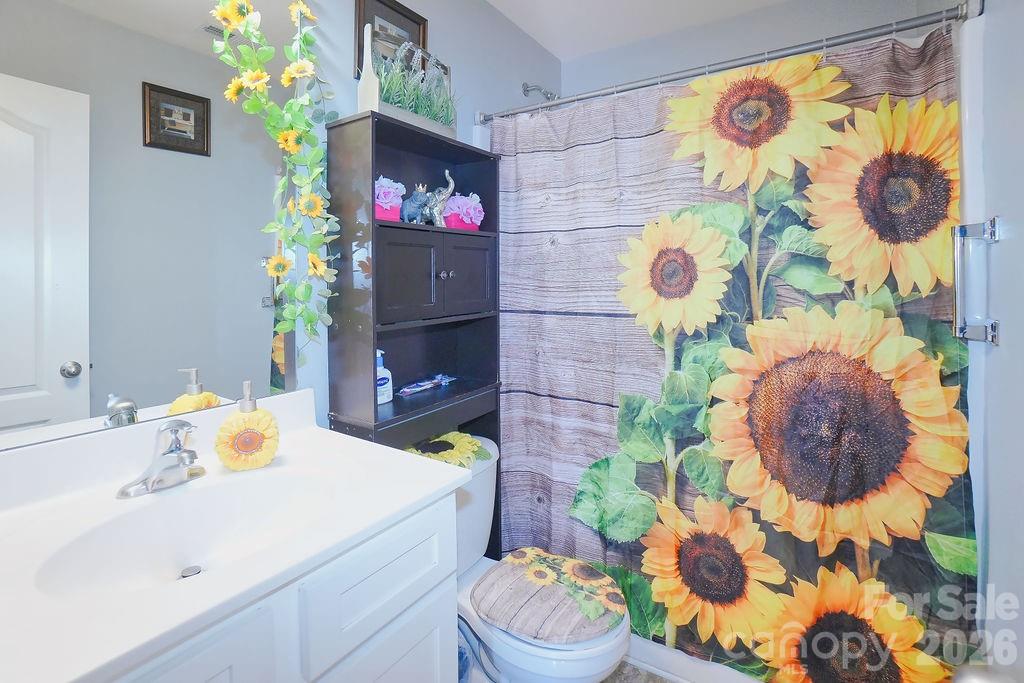 9728 Crooms Court Charlotte NC 28215