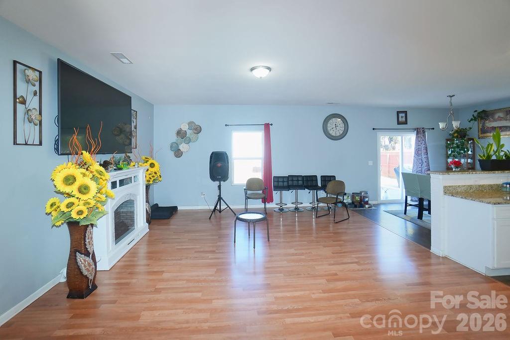 9728 Crooms Court Charlotte NC 28215