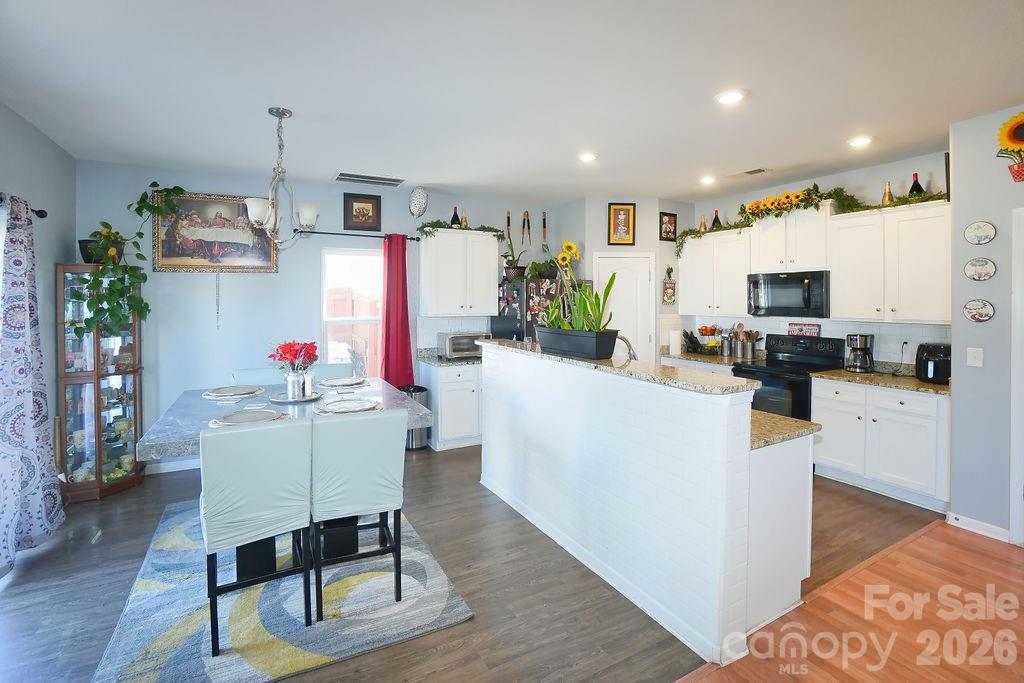 9728 Crooms Court Charlotte NC 28215