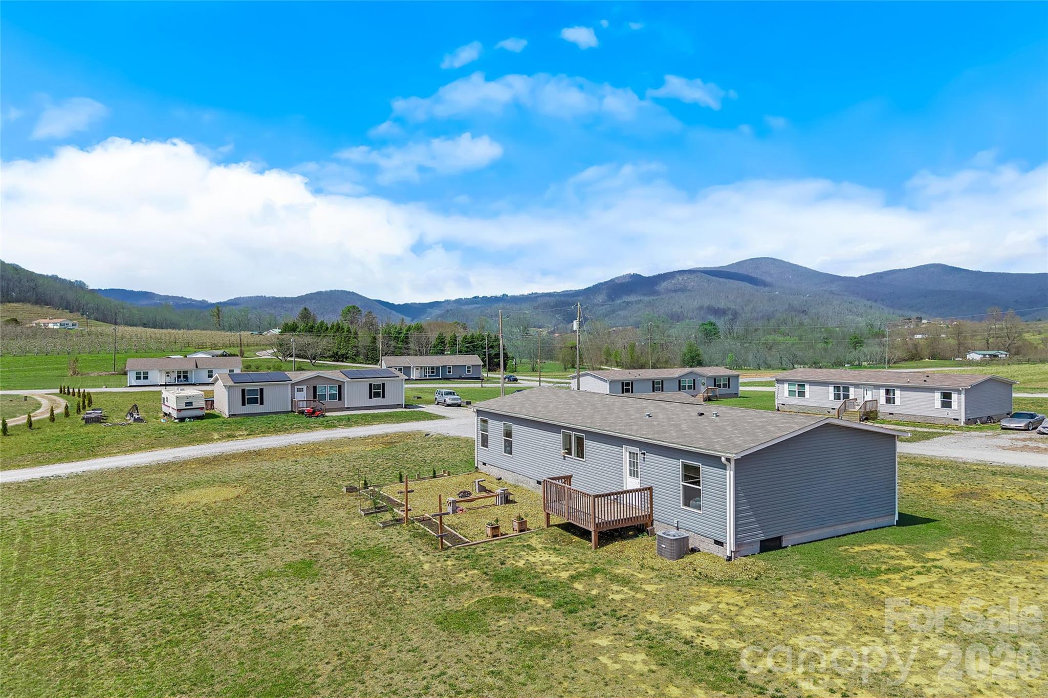59 Alberto Way Hendersonville NC 28792