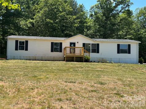 370 Walker Road Nebo NC 28761