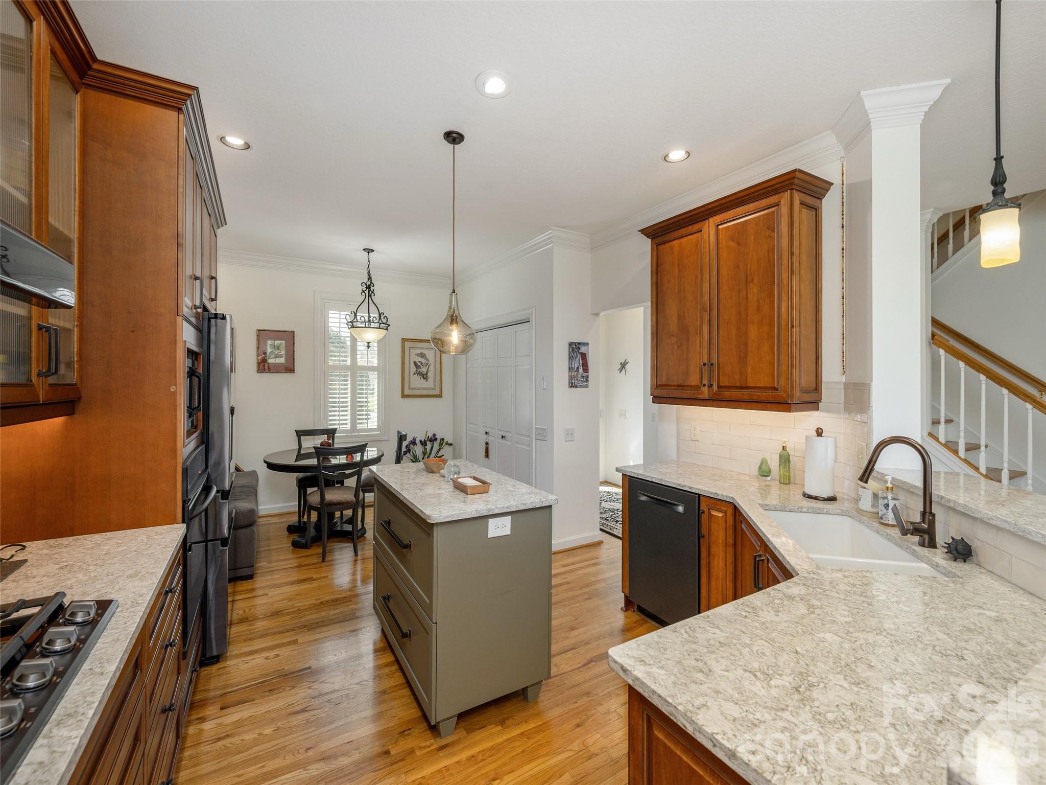 83 Towne Place Drive Hendersonville NC 28792