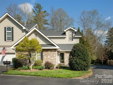 83 Towne Place Drive Hendersonville NC 28792
