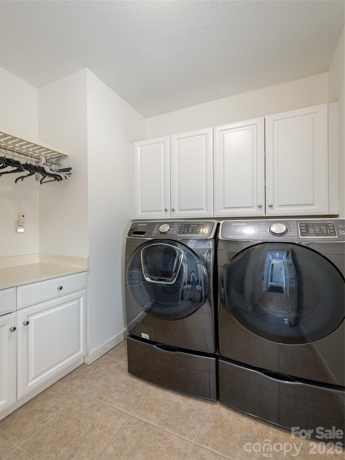 83 Towne Place Drive Hendersonville NC 28792