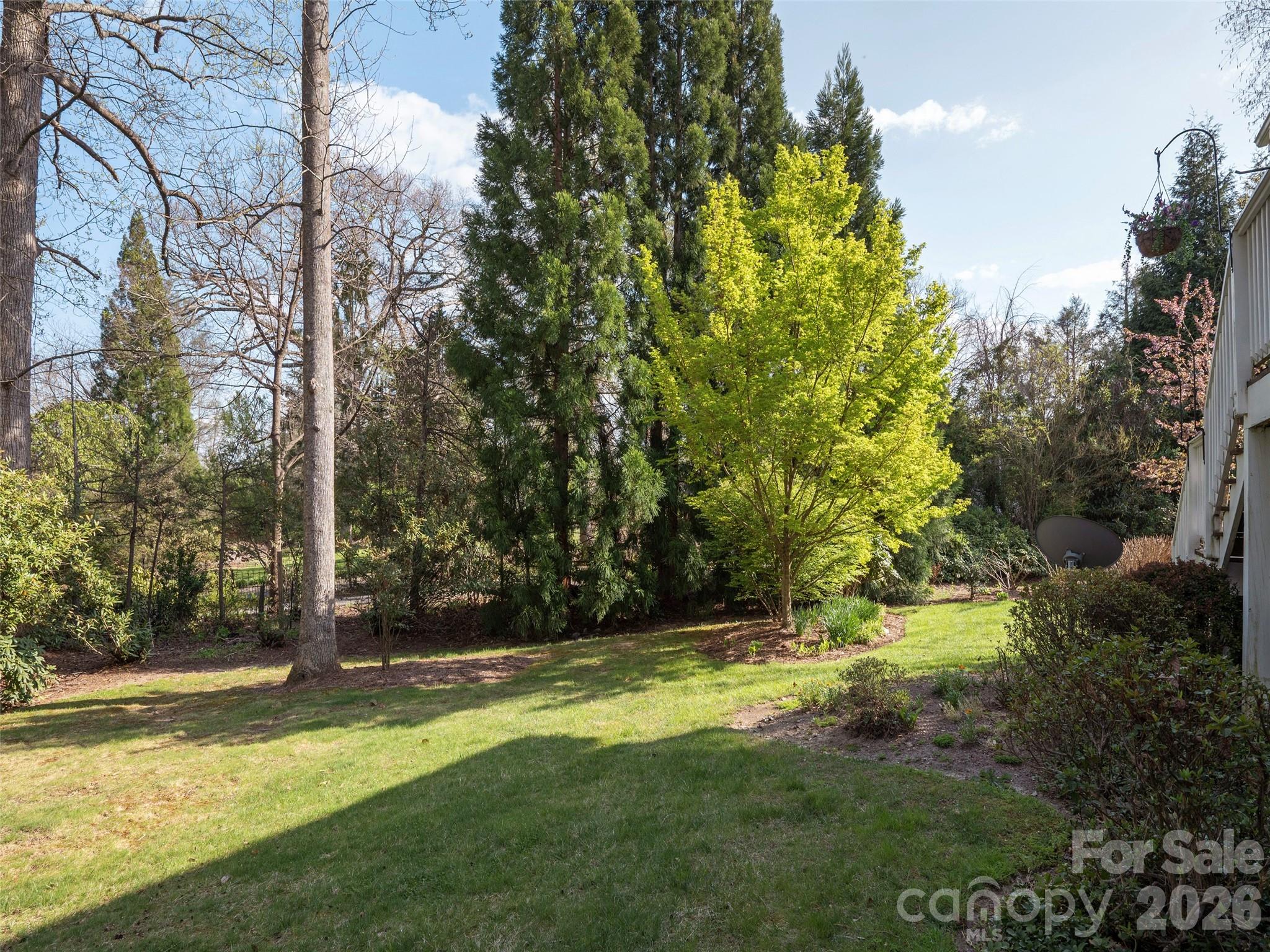 83 Towne Place Drive Hendersonville NC 28792