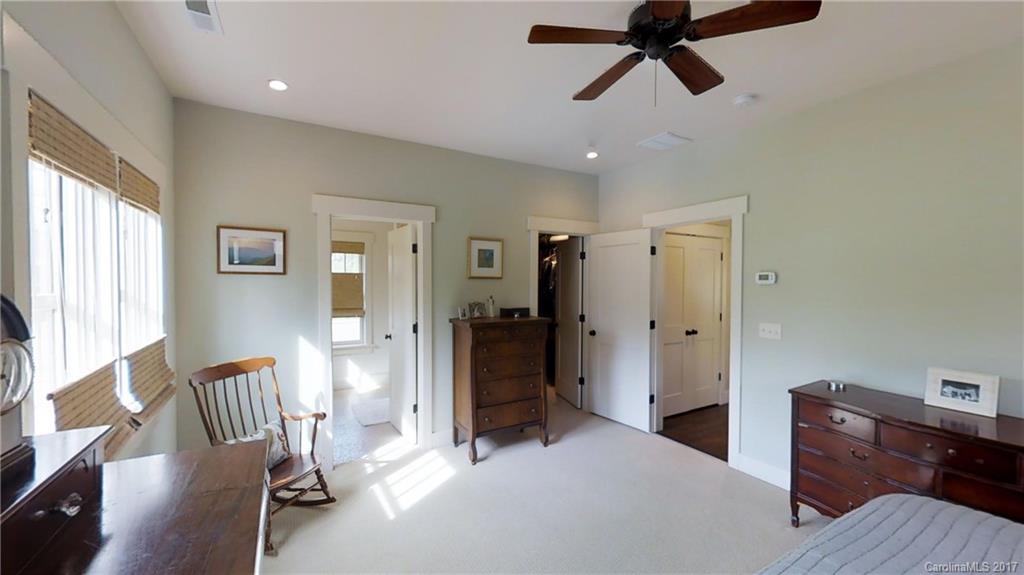 31 Buckingham Court Asheville NC 28803