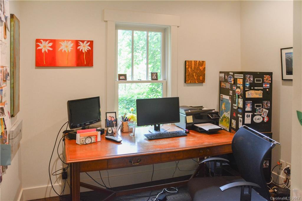 31 Buckingham Court Asheville NC 28803