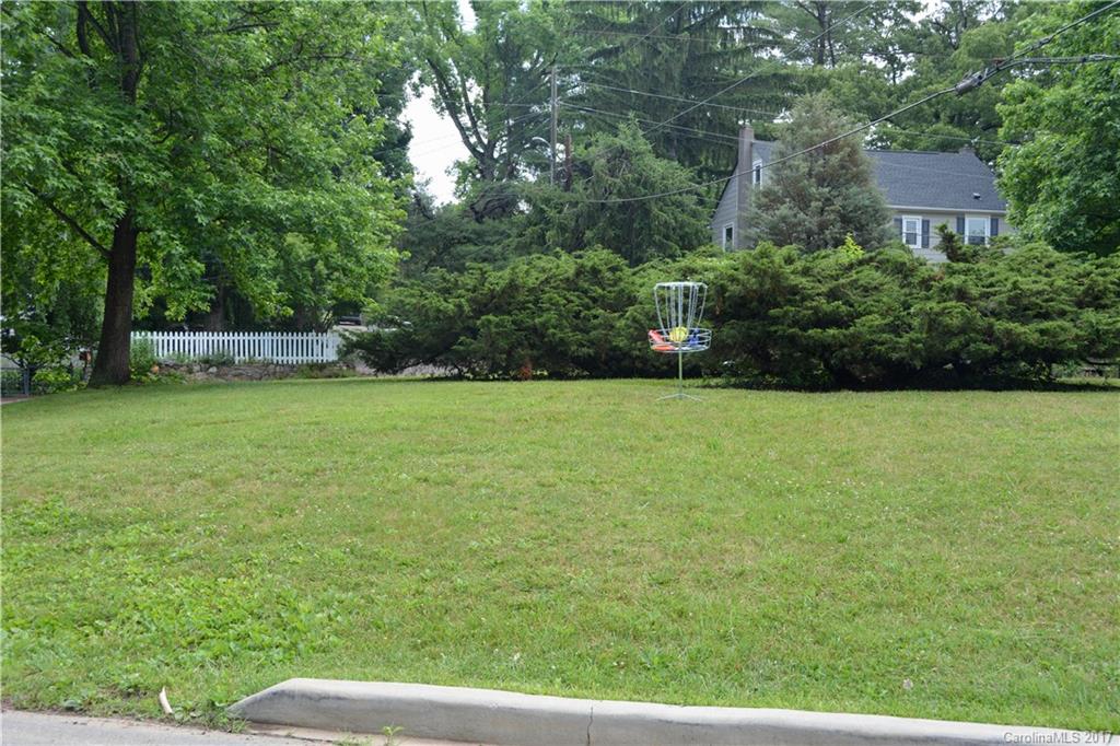 31 Buckingham Court Asheville NC 28803