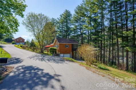 40 Whipoorwill Way Waynesville NC 28786