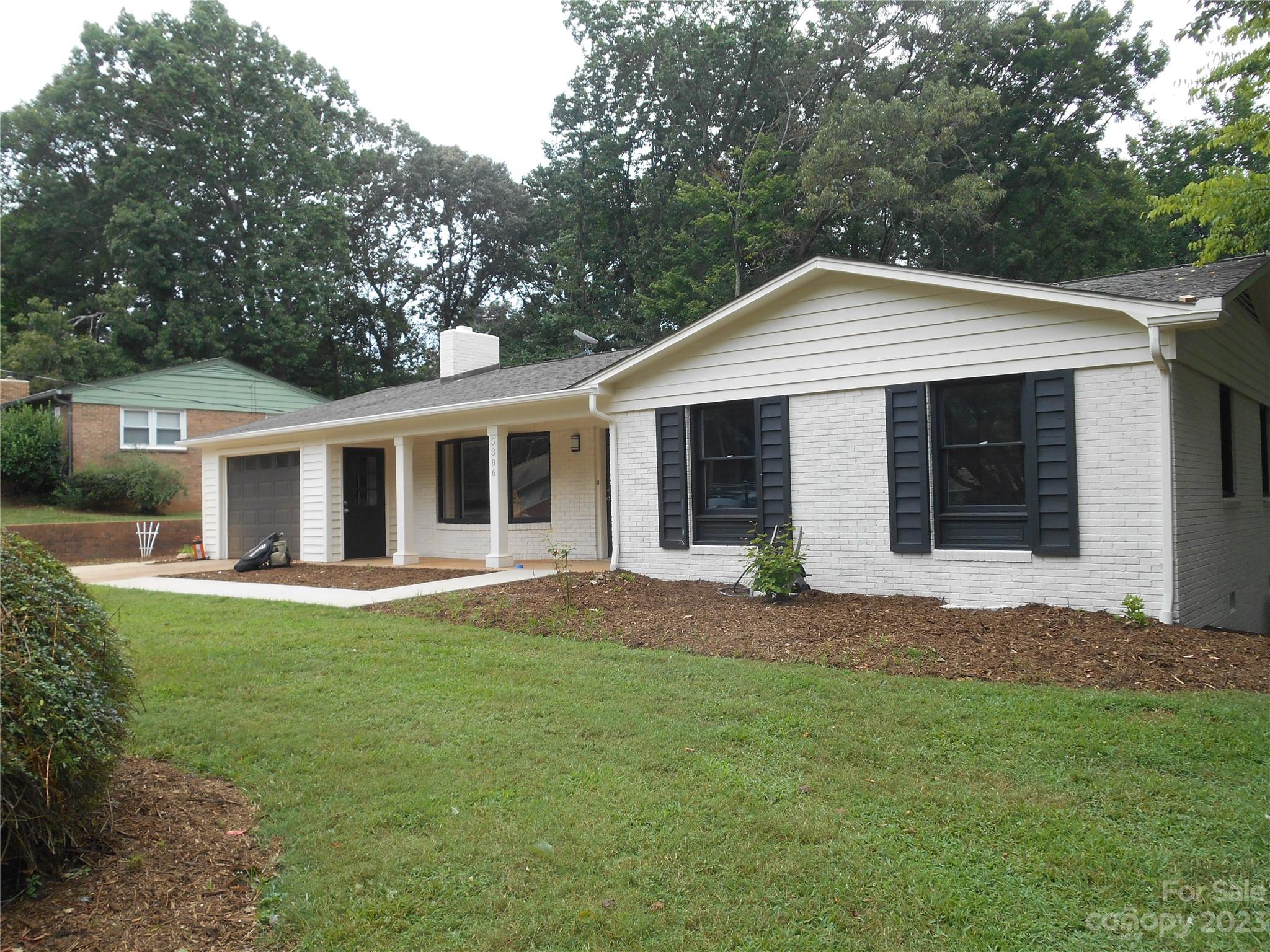 5386 Hawthorne Lane Hickory NC 28602