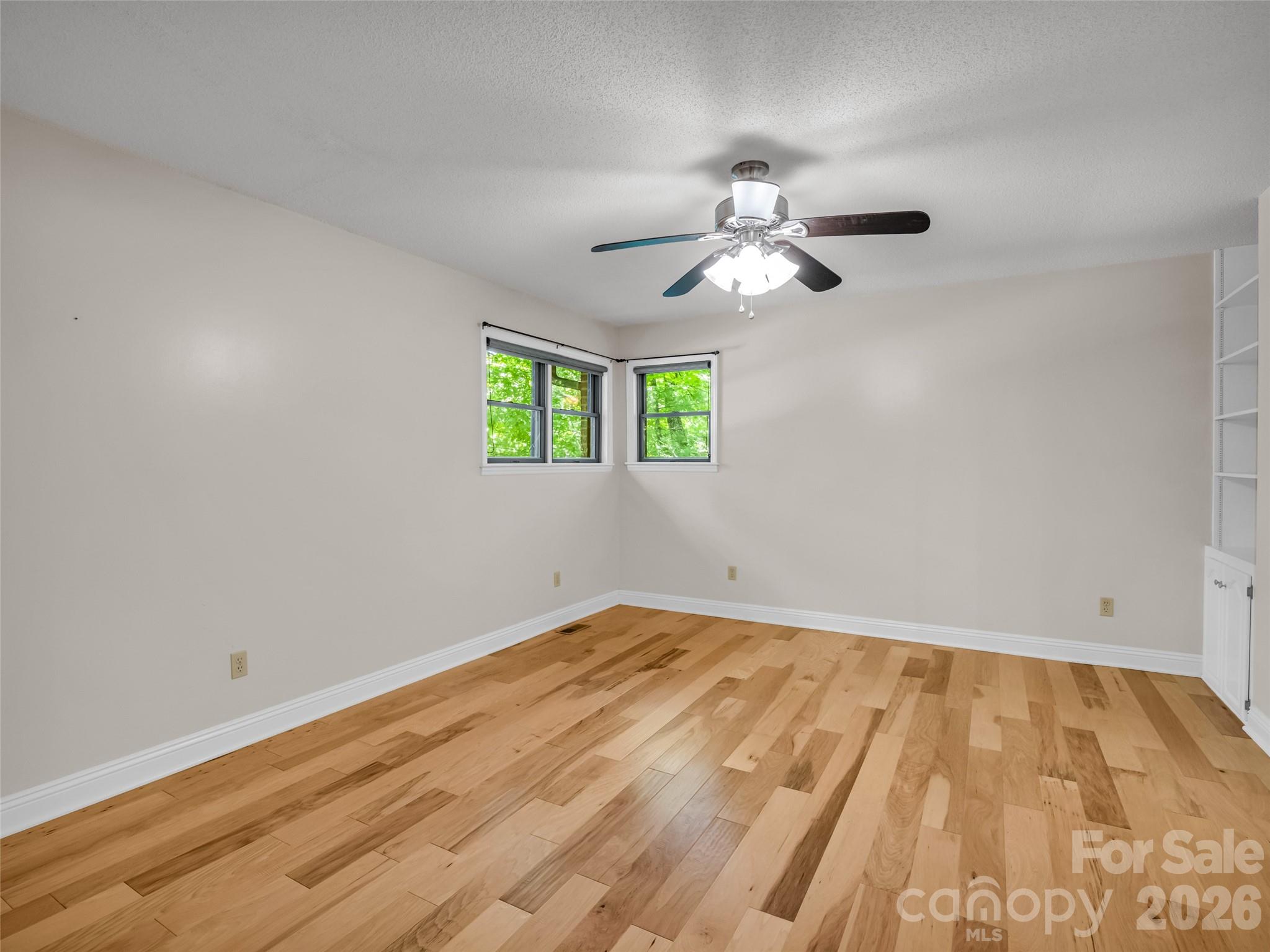 156 Deer Run Hendersonville NC 28739