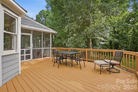 9918 Providence Forest Lane Charlotte NC 28270