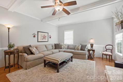 9918 Providence Forest Lane Charlotte NC 28270