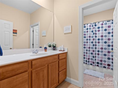 8 Amelia Court Arden NC 28704