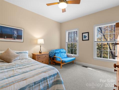 8 Amelia Court Arden NC 28704