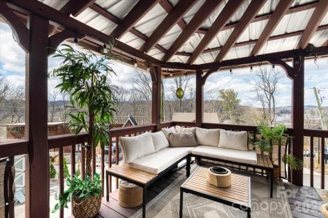 61 Hibriten Drive Asheville NC 28801