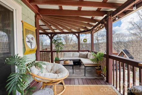 61 Hibriten Drive Asheville NC 28801