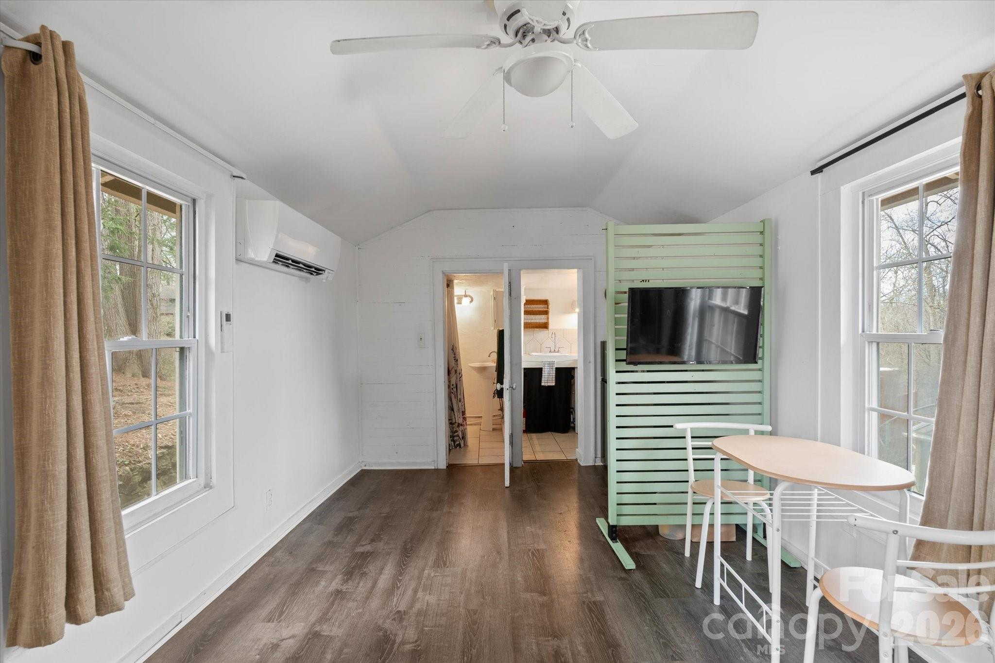 61 Hibriten Drive Asheville NC 28801