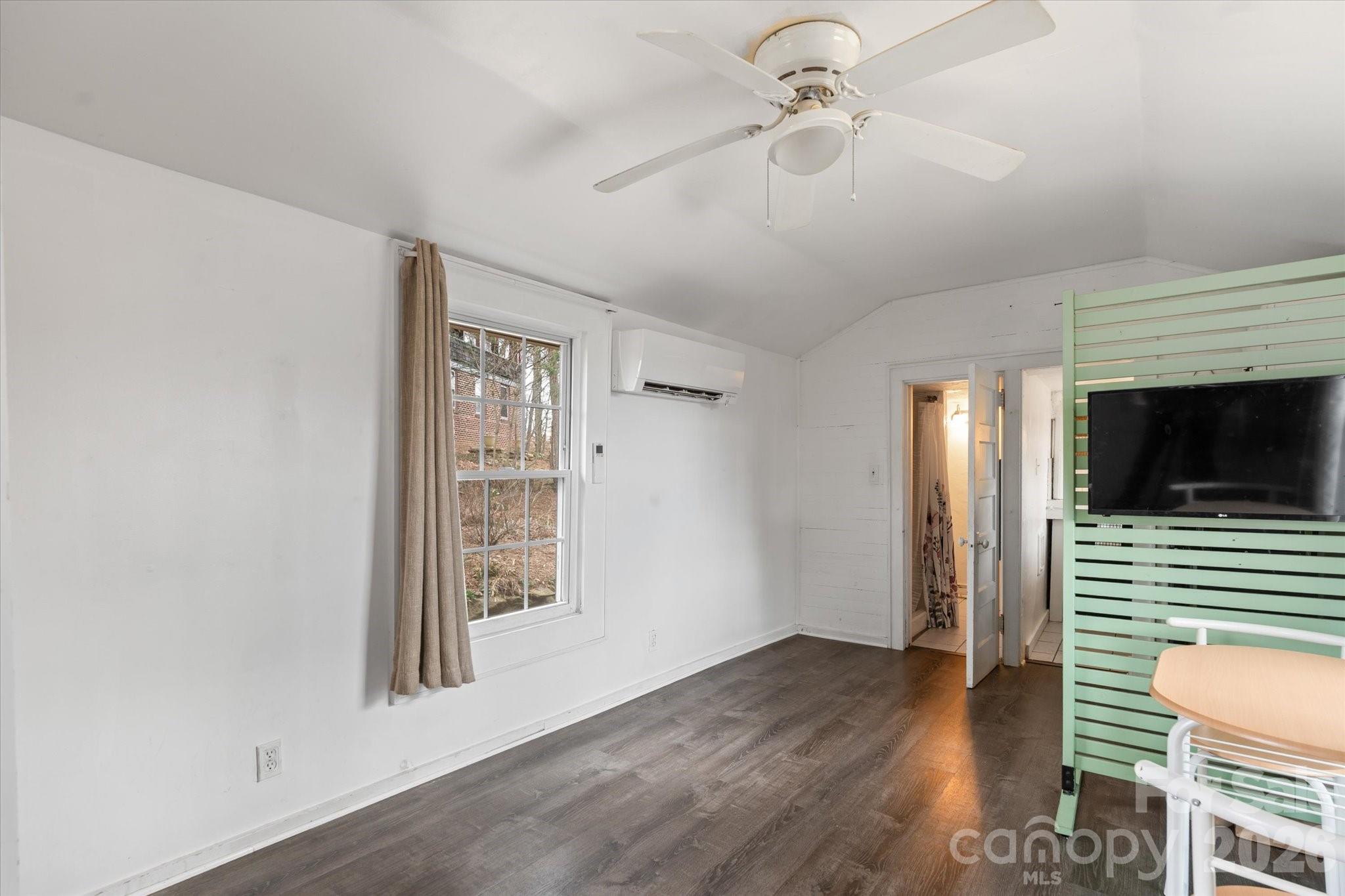61 Hibriten Drive Asheville NC 28801