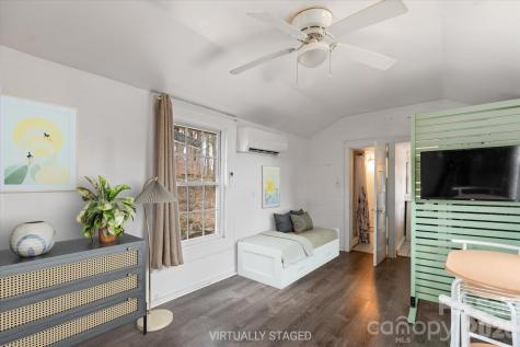 61 Hibriten Drive Asheville NC 28801