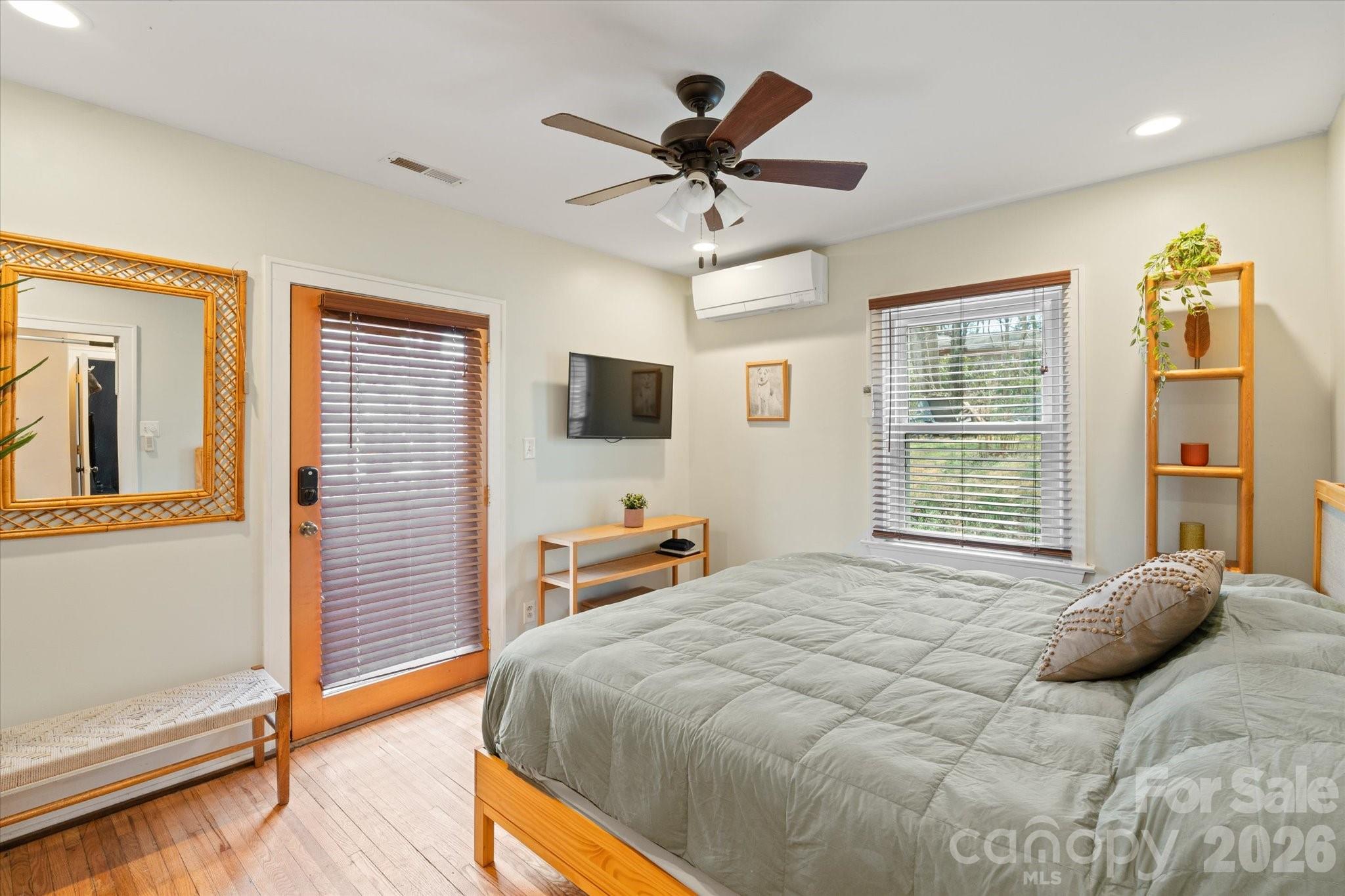 61 Hibriten Drive Asheville NC 28801