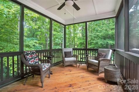 8214 Aspen Court Charlotte NC 28227