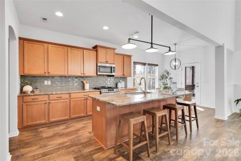 8214 Aspen Court Charlotte NC 28227