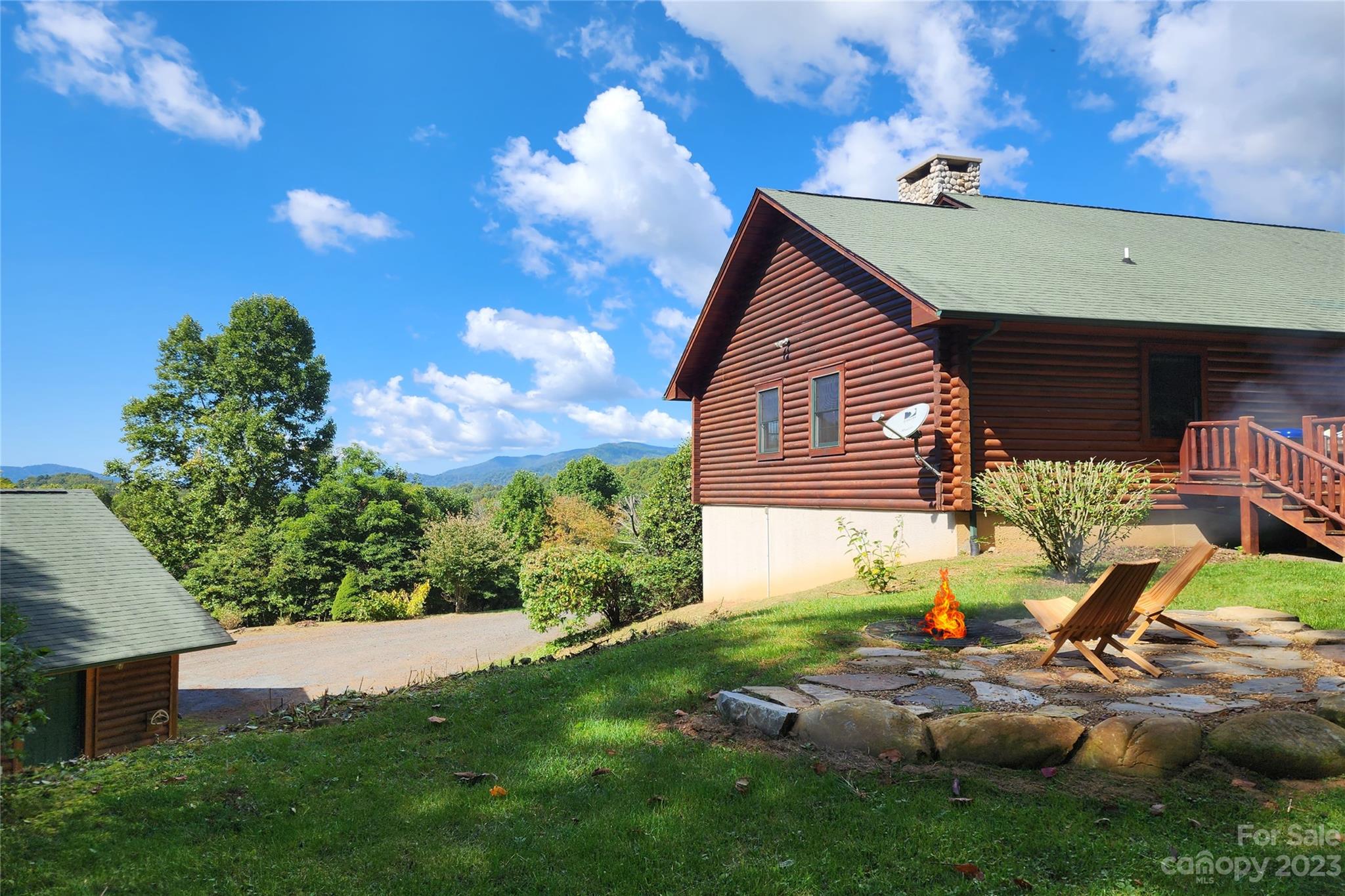 164 Apple Farm Road Bakersville NC 28705