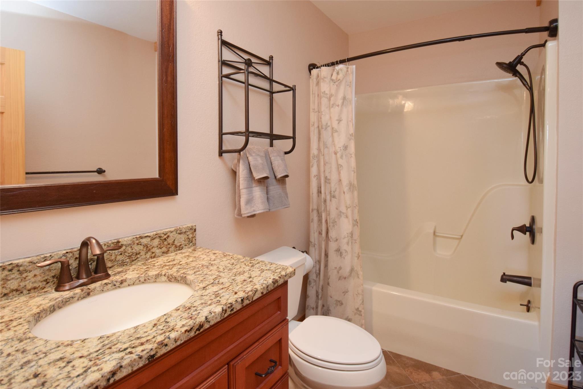164 Apple Farm Road Bakersville NC 28705