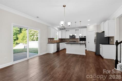 1212 Englewood Drive Lake Wylie SC 29710