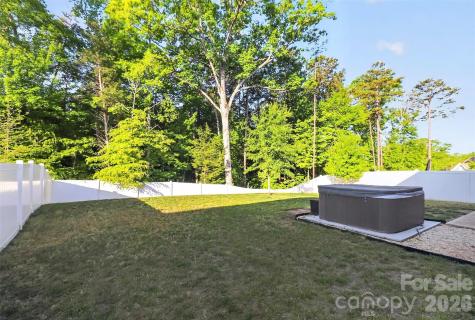 1212 Englewood Drive Lake Wylie SC 29710