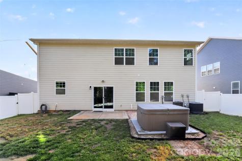 1212 Englewood Drive Lake Wylie SC 29710