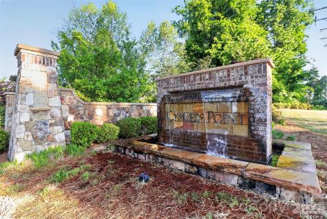 1212 Englewood Drive Lake Wylie SC 29710
