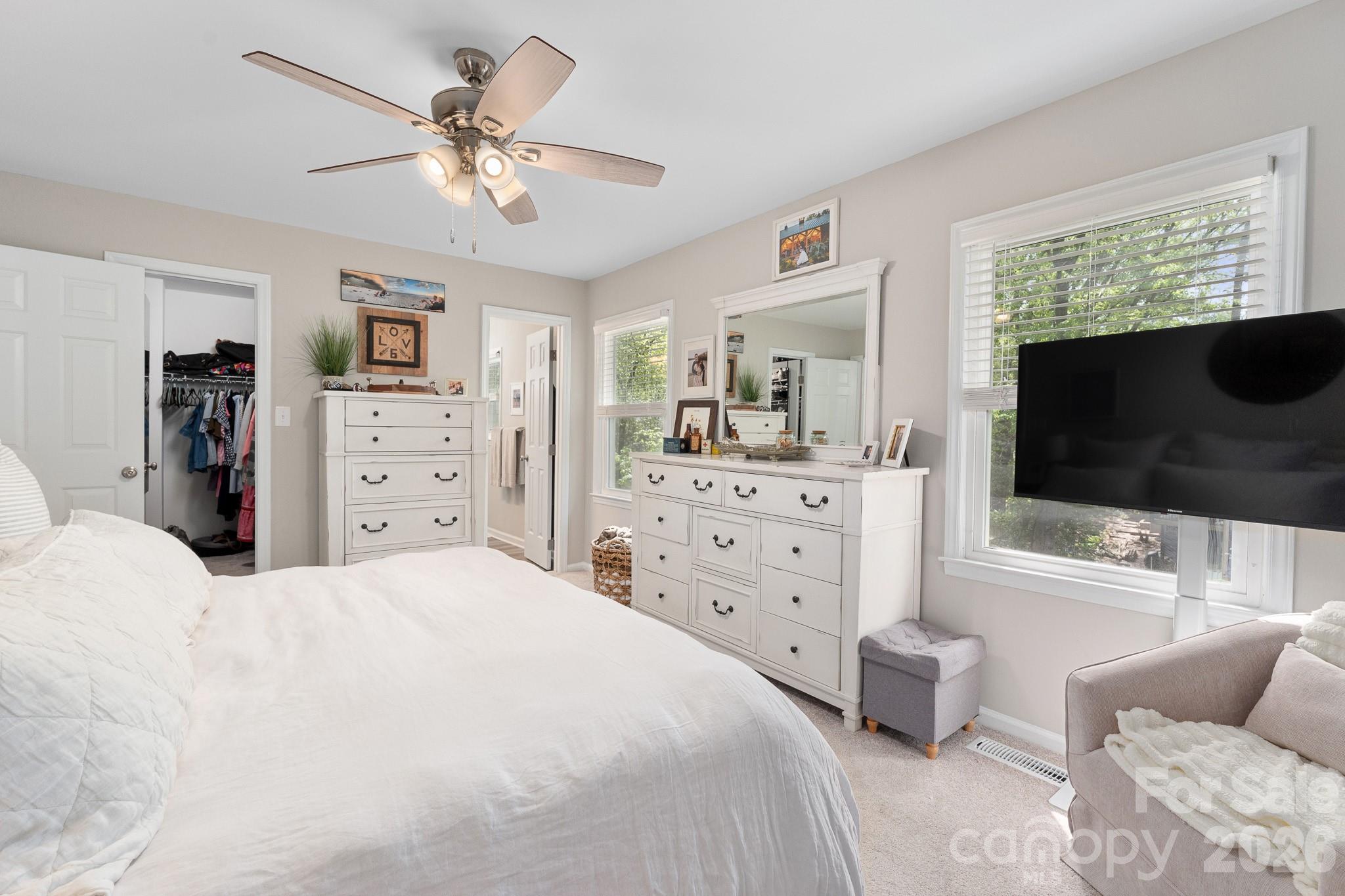 8124 Red Cap Lane Charlotte NC 28270